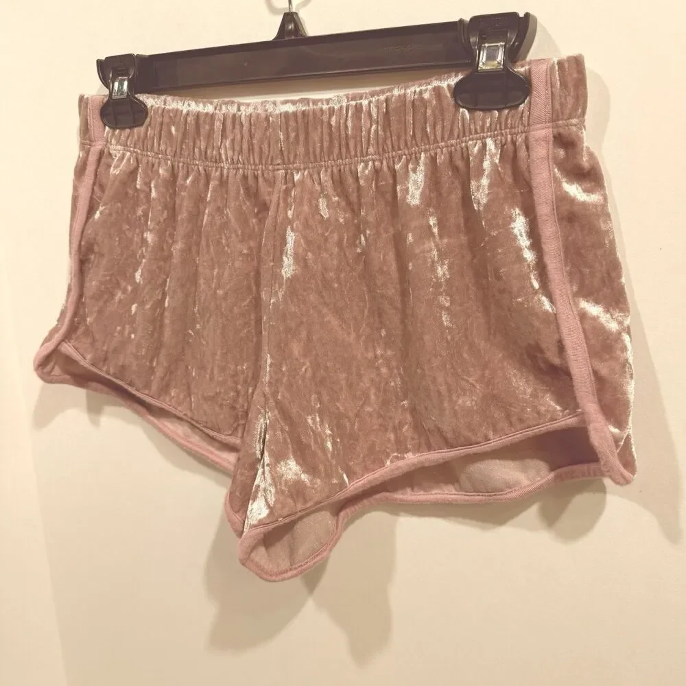 L.A. Hearts Women Velvet Shorts Size M champagne Color